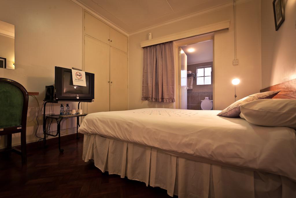 Godials Bed & Breakfast Bed & Breakfast Nairobi Exterior photo