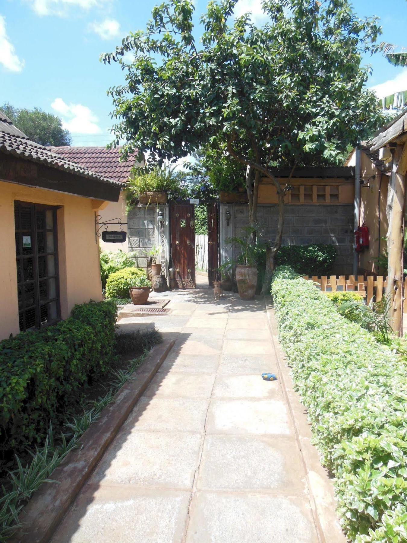 Godials Bed & Breakfast Bed & Breakfast Nairobi Exterior photo